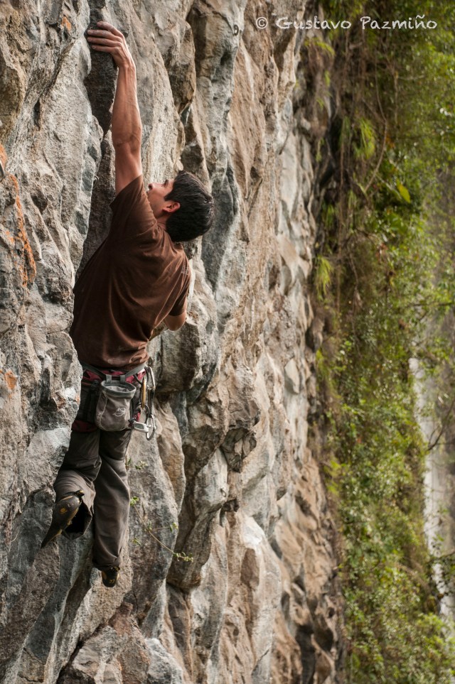 Escalada en Cuyuja. Quijos, Provincia de Napo, Ecuador.